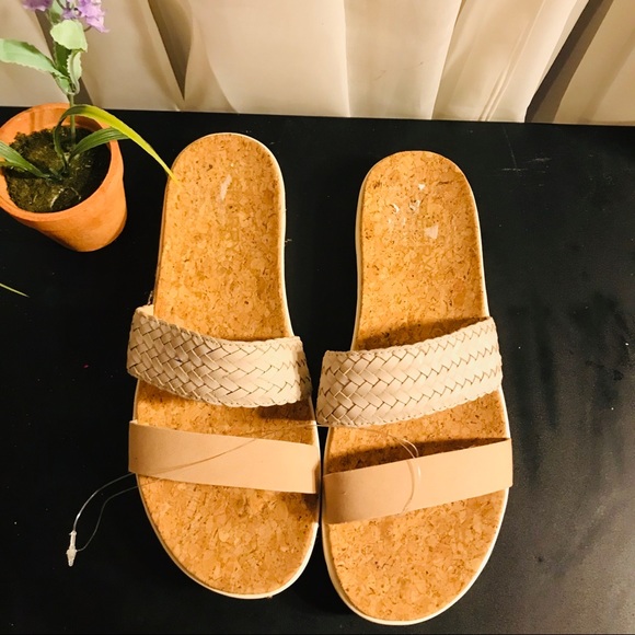 ✨Sperry neutral 2 tone leather sandal/ flops✨New - Picture 3 of 7
